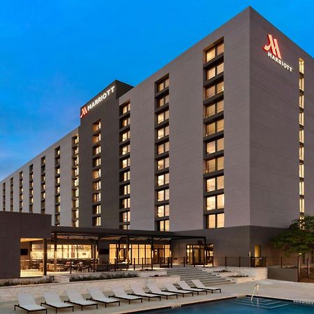 Marriott San Antonio Airport Hotel Exterior photo